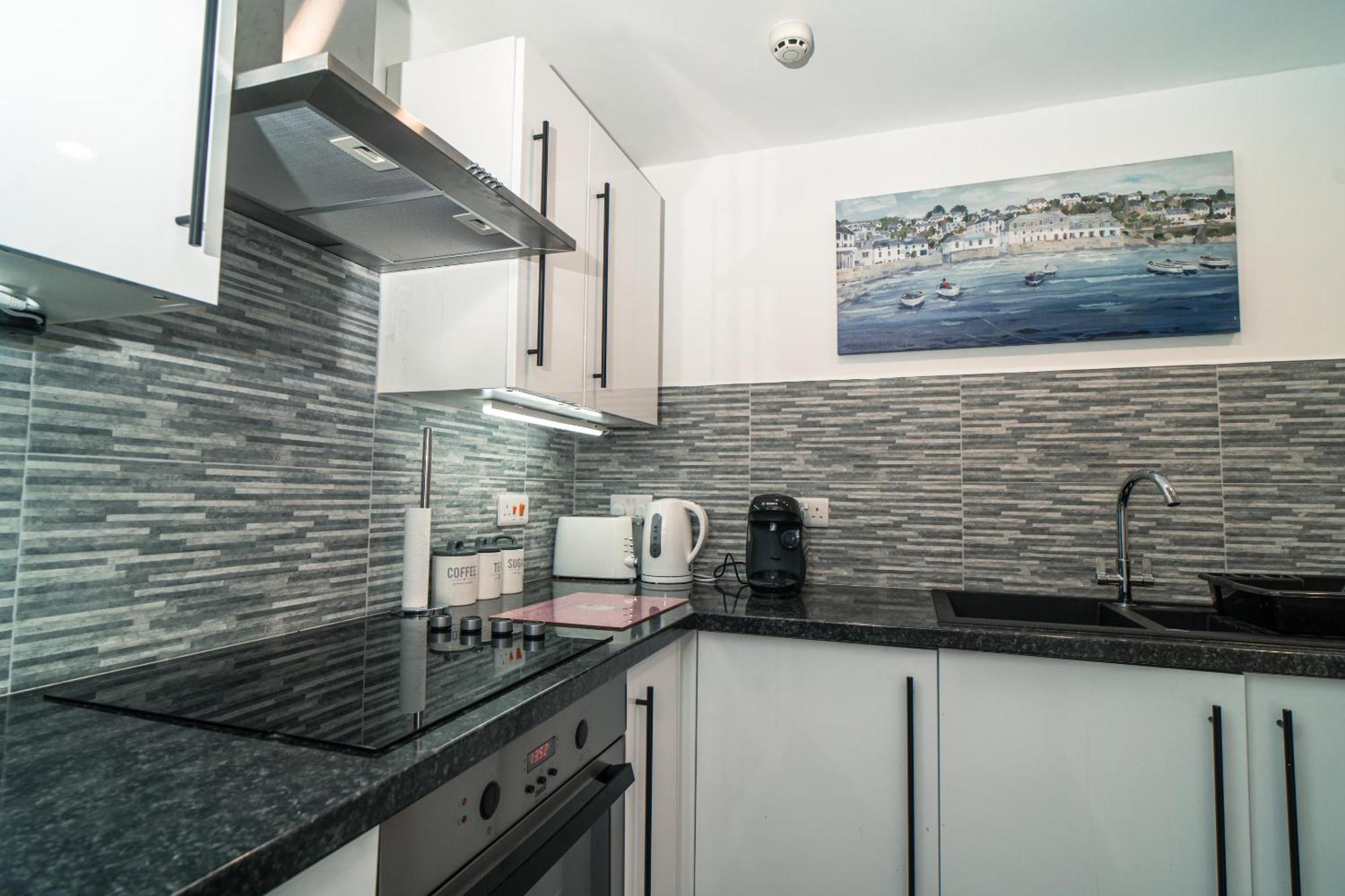 Beachmount Holiday Apartments Колвин Бэй Номер фото